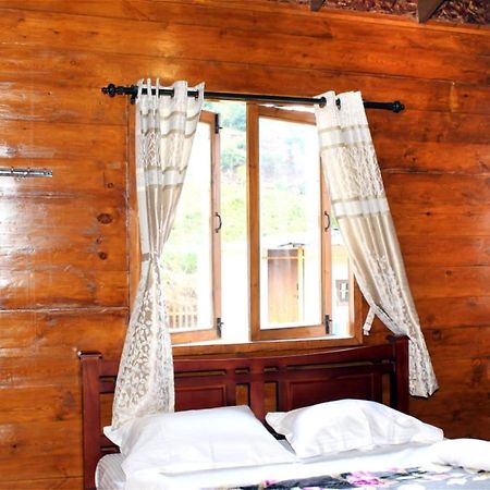 Vila Vicky Wood House Ooty Exteriér fotografie