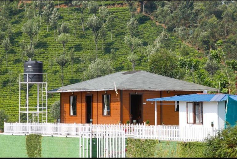 Vila Vicky Wood House Ooty Exteriér fotografie
