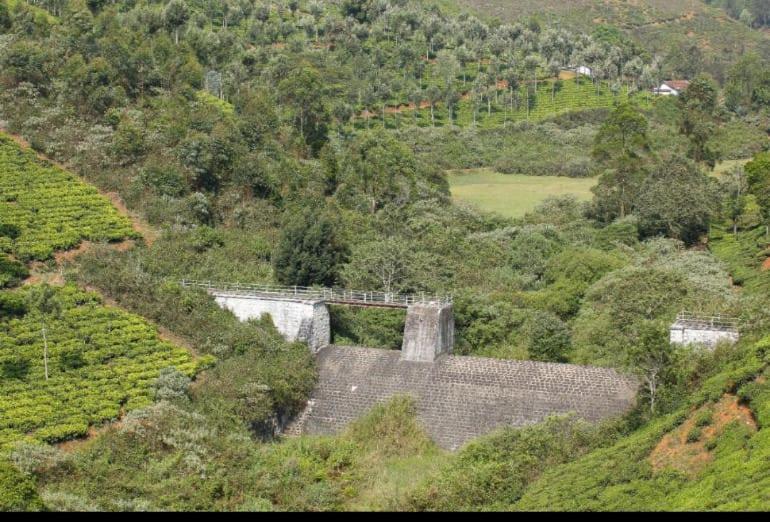 Vila Vicky Wood House Ooty Exteriér fotografie